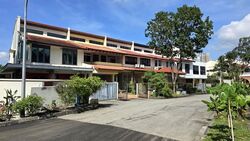 Golden Hill Estate (D20), Terrace #573685891